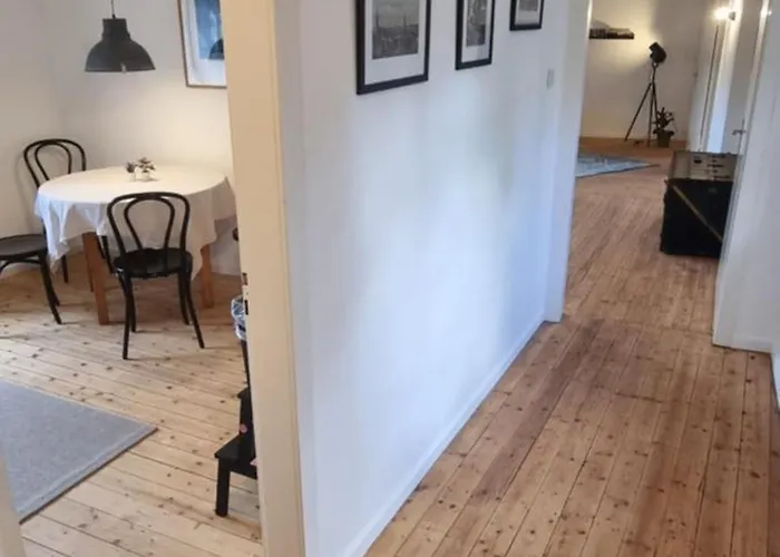 Zu Gast Im Denkmal St Peter Dormagen